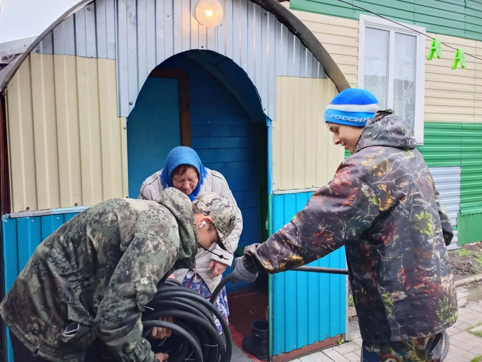 Сегодня 3 октября к учащимся 8 класса обратилась за помощью Мазнева Людмила Станиславов...