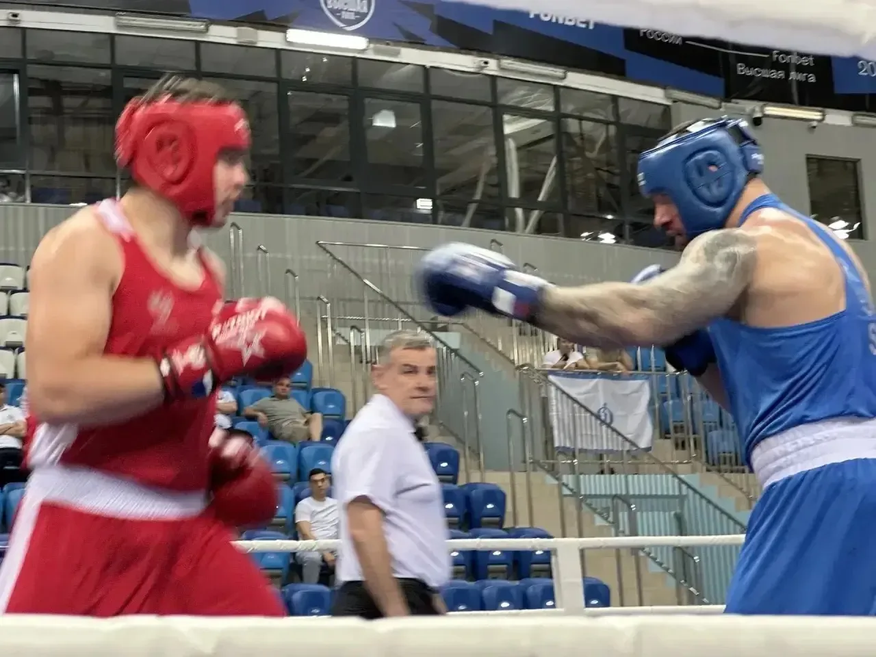 🥊 Спортивная слава московской полиции!  Команда ГУ МВД России по г. Москве достойно представила стол