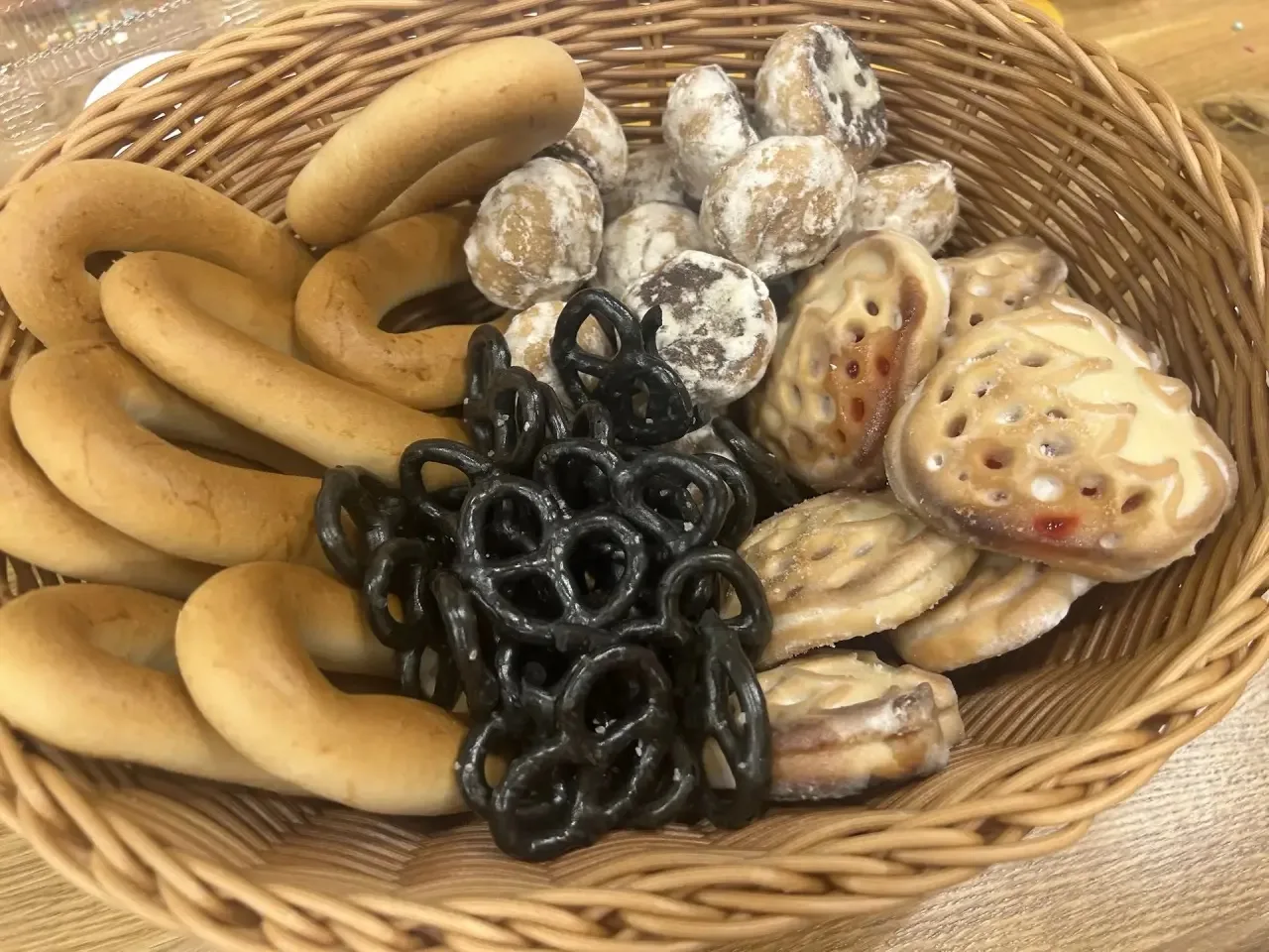 🥨 Хрустящее путешествие!  🏭2 «Г» класс отправился на самую «вкусную» экскурсию — на Останкинский зав