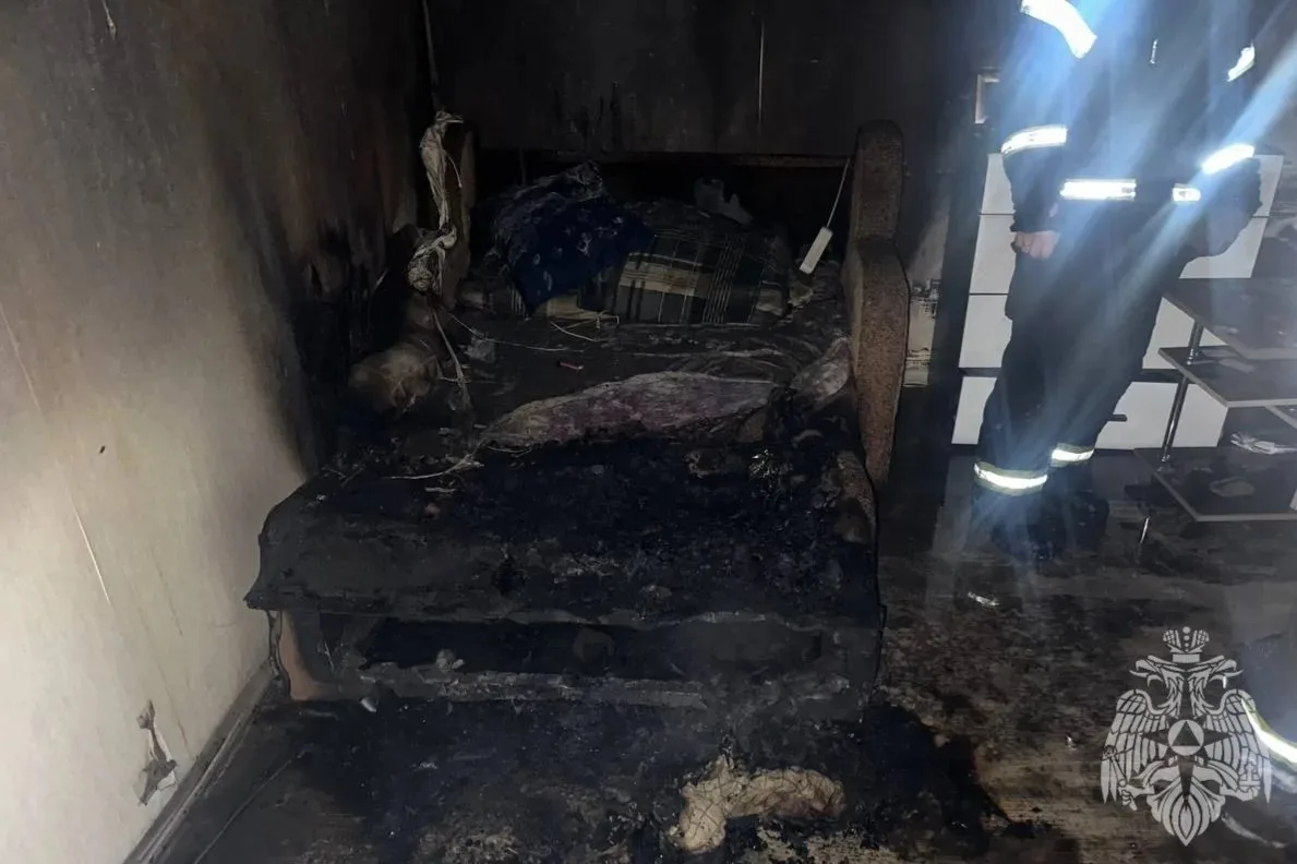 В Кохме при пожаре в пятиэтажке погиб мужчина, из здания эвакуировали 24 человека    7 февраля в ква