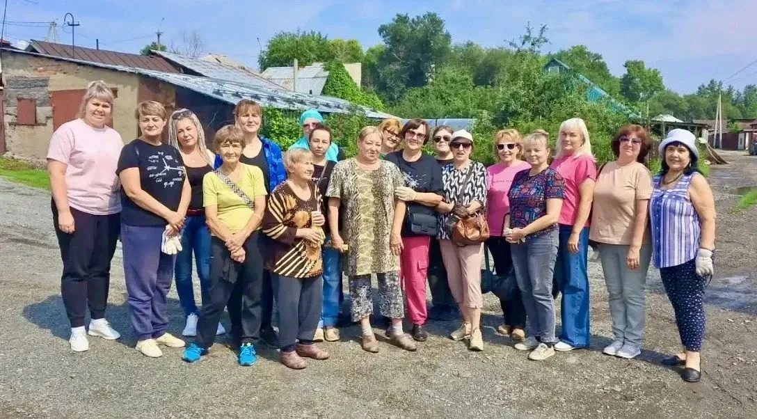 Активисты Кировского района навели порядок на историческом участке улицы Прибрежной
 
Экологический 