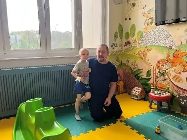 🧠 Тюменские нейрохирурги вернули мальчику часть черепа — распечатали её на 3D-принтере