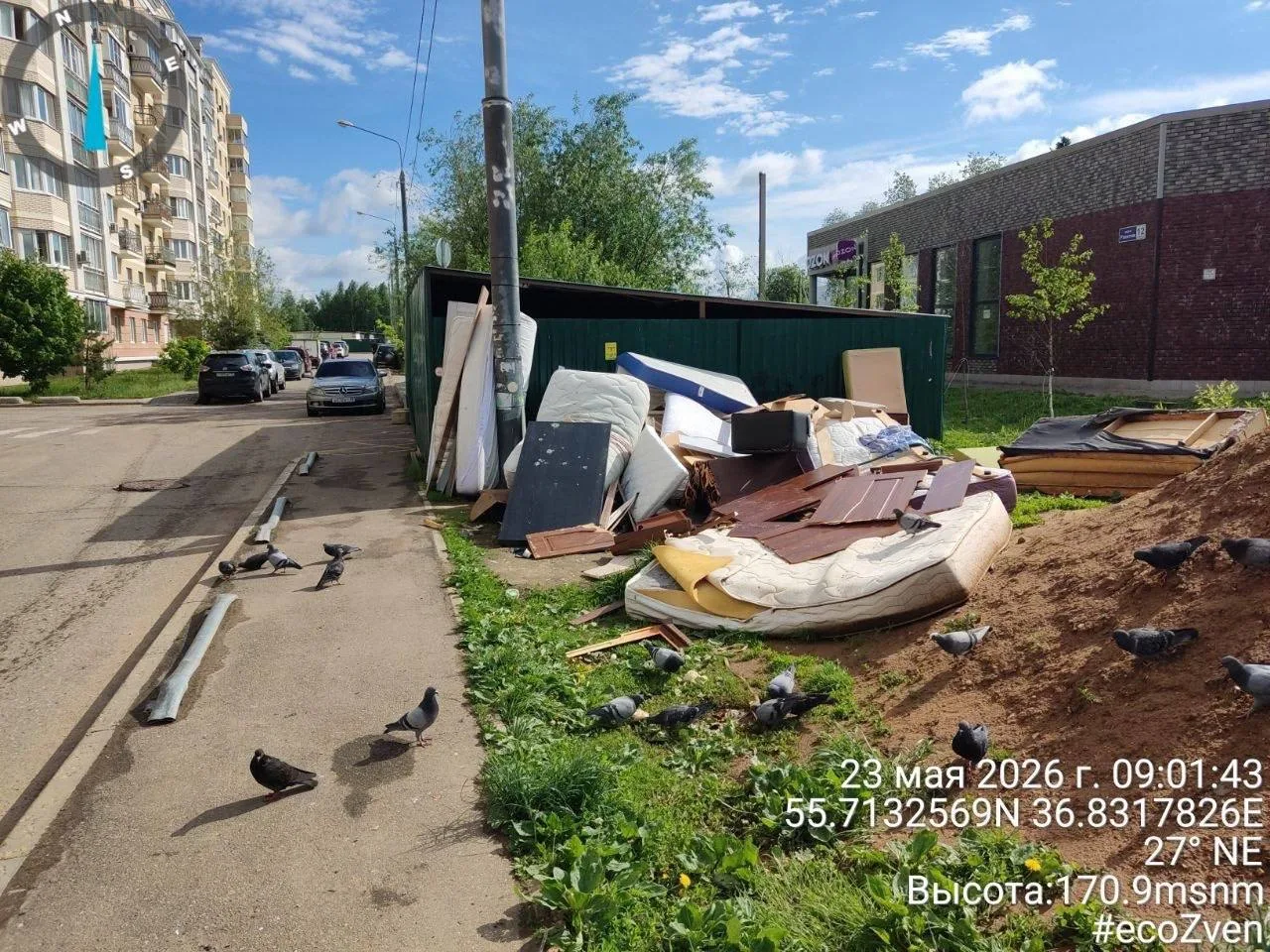 Зачем вывозить хлам с мусорки, ведь он никому не мешает?  Так, похоже, рассуждает УК Стройпромавтома