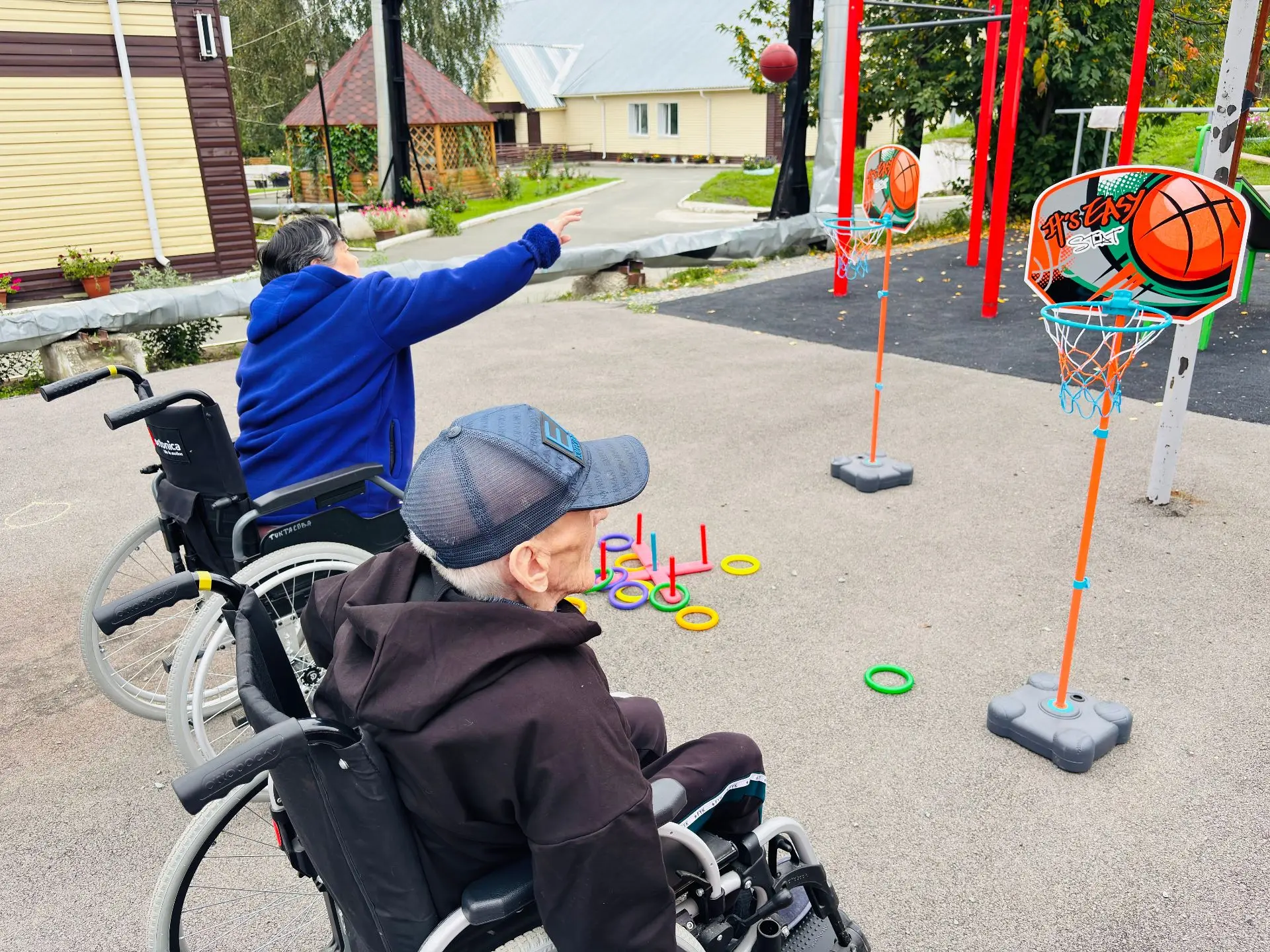♿️В Озерском доме социального обслуживания продолжается реализация реабилитационной про...