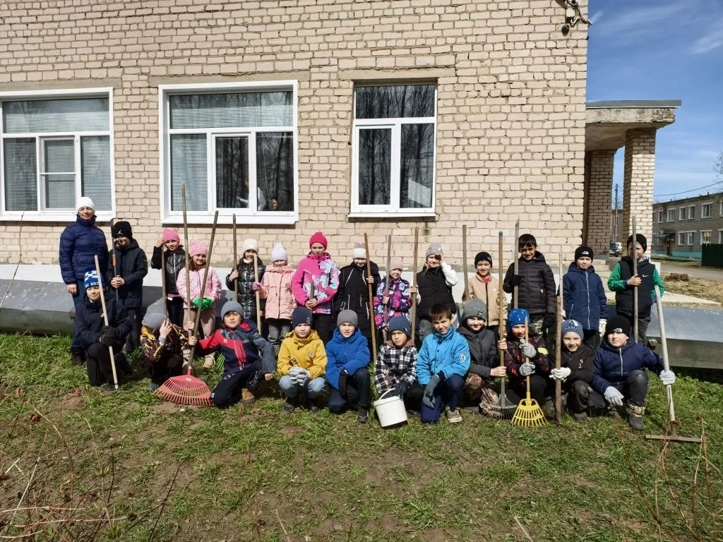 🌿 Весенняя неделя добра в Ильинской школе.

С 20 по 24 апреля в МКОУ Ильинской СОШ прошла традицион