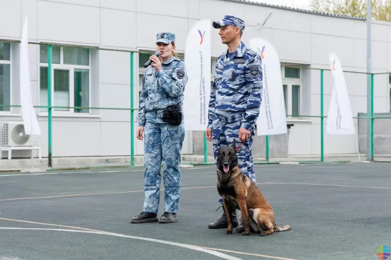 В Новосибирске сотрудники полиции приняли участие в мастер-классе «Точка перехвата»  В Сибирском гос