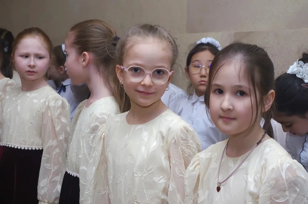 Магия единства и музыки. Как 53 юных голоса школы 1537 звучали в Зале Церковных Соборов Храма Христа