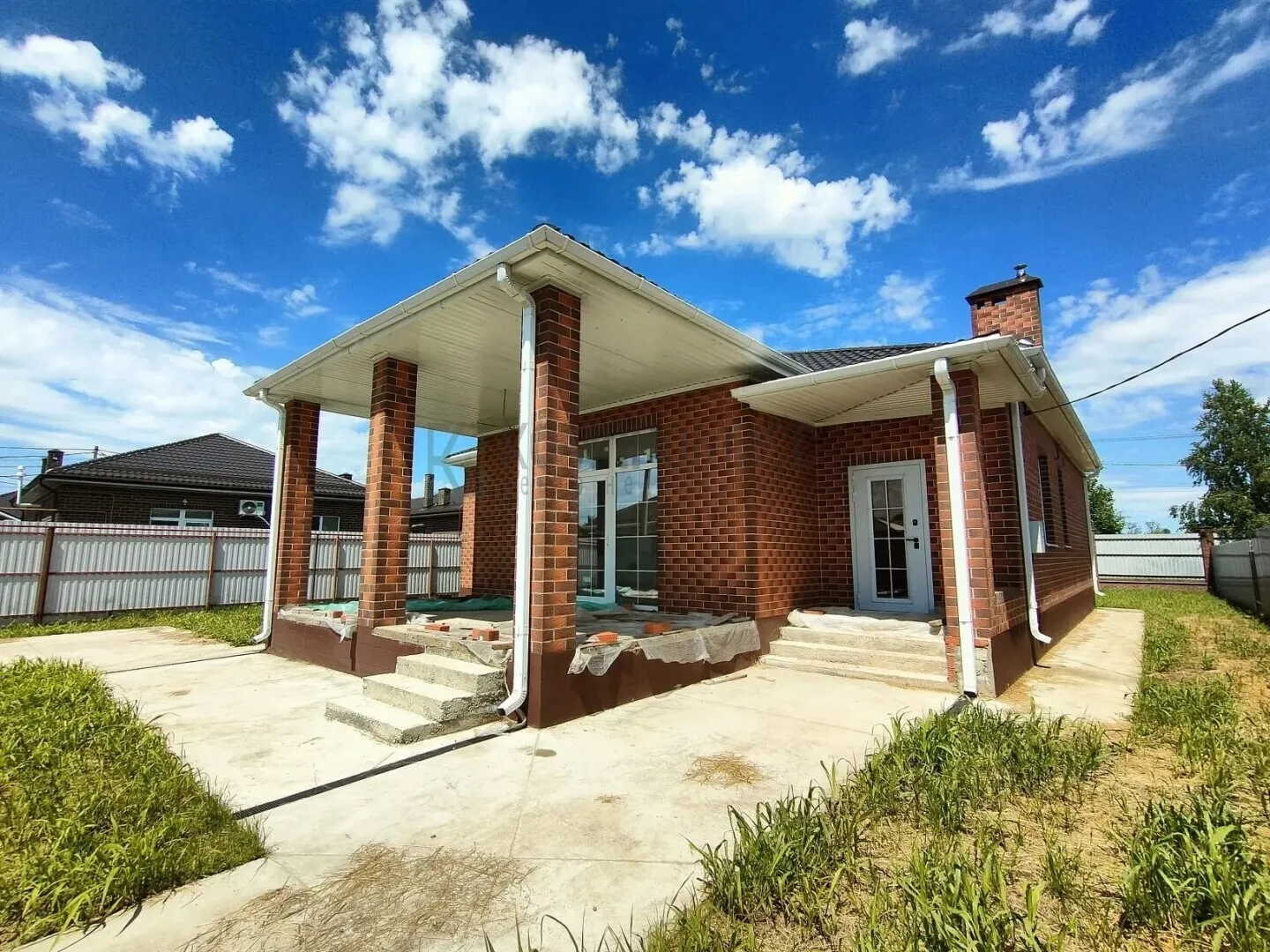 📍Умный простор: дом с продуманной планировкой и предчистовой отделкой
 
🏡Дом 128,4 м2 (три спальни