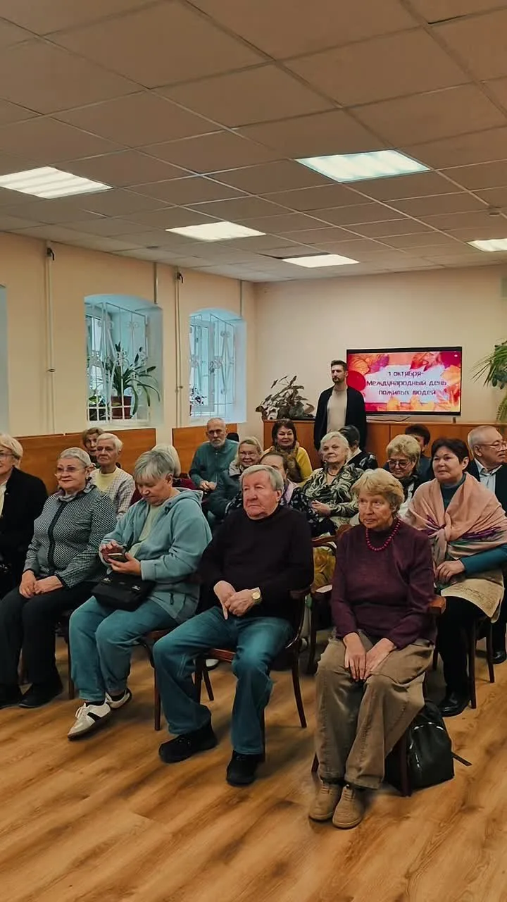ПЕСНИ НАШЕЙ МОЛОДОСТИ