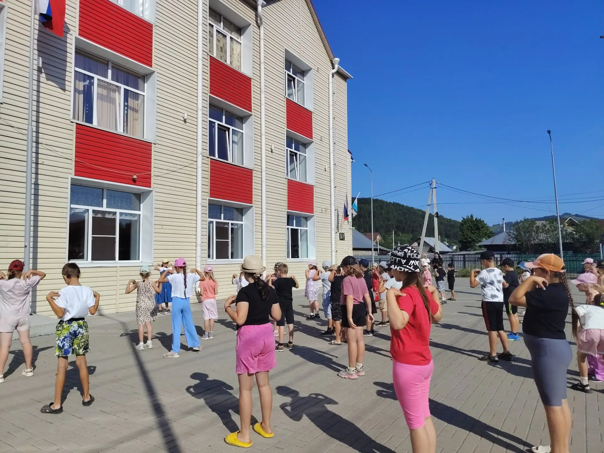 Наш предпоследний, 20-й день в пришкольном лагере! ☀️
Время летит незаметно, когда каждый день напол