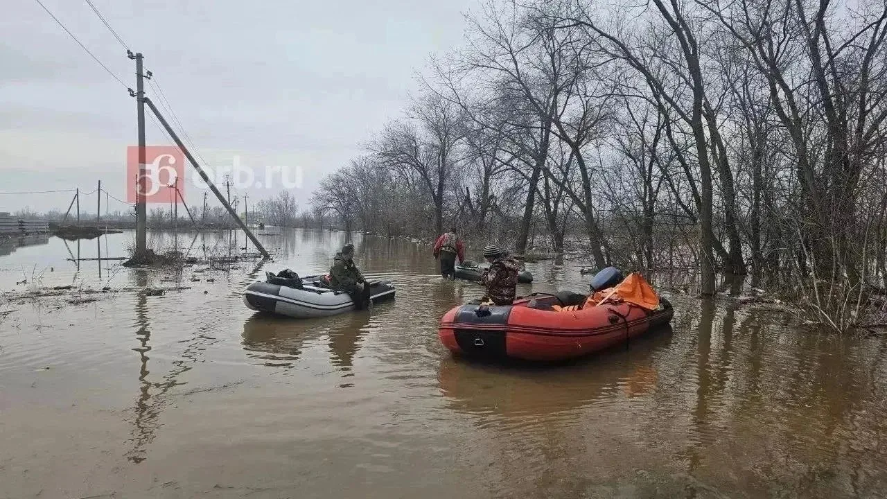 Оренбуржье готовится к паводку-2027: в регионе закупили водоналивные дамбы.