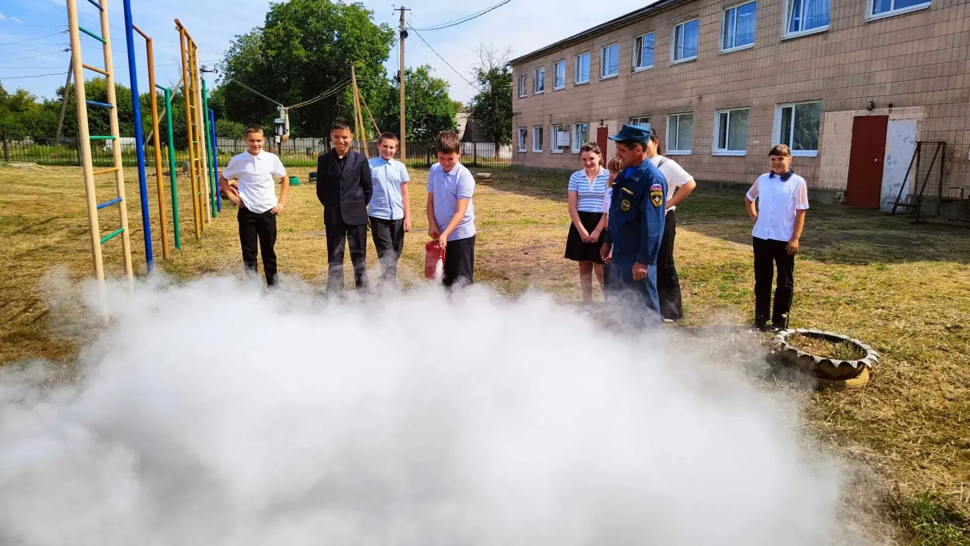 «Внимание всем!»: открытый урок по гражданской обороне