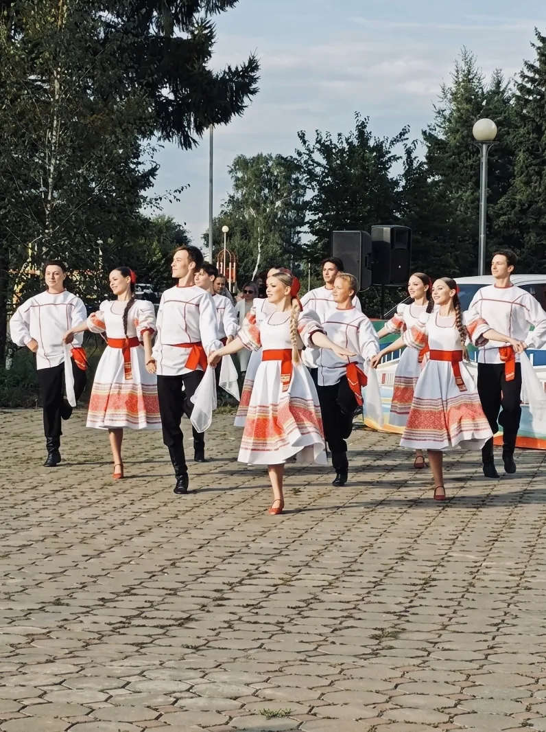☀️🎉Народные традиции и много музыки — именно таким запомнился вчерашний вечер!