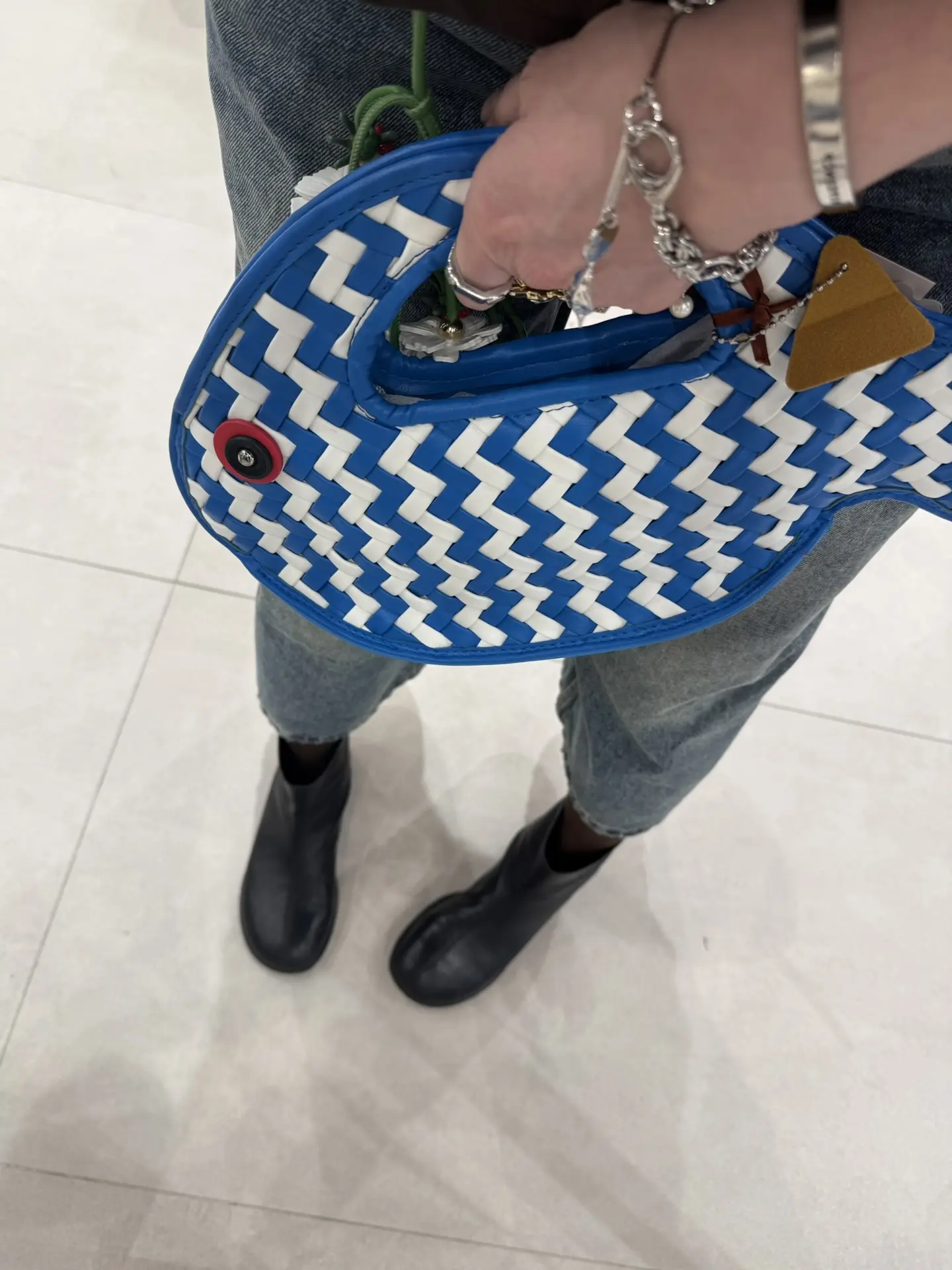 Сегодня в рубрике Хочу-Могу:  • Kate Spade 2015 года • Снежная Королева 2026  Какую?