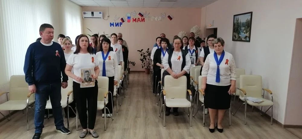 Есть встречи, которые остаются в душе.                                                 ...
