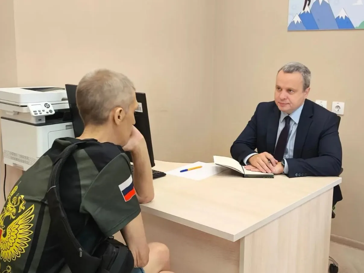 🇷🇺 Участники СВО получают индивидуальную поддержку в трудоустройстве в Челябинске

В Едином центре