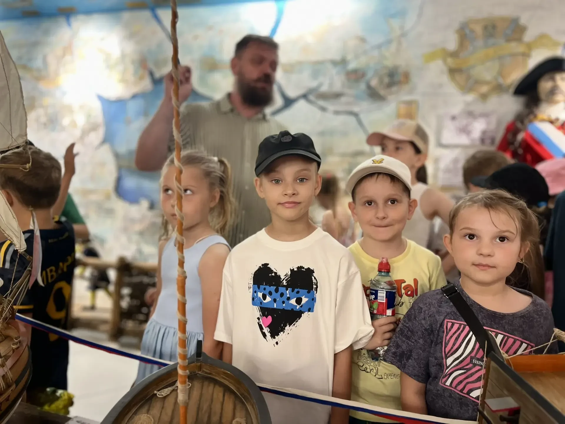 📍По следам Петра Великого  21 мая ученики 1 Д класса вместе с классным руководителем Екатериной Алек