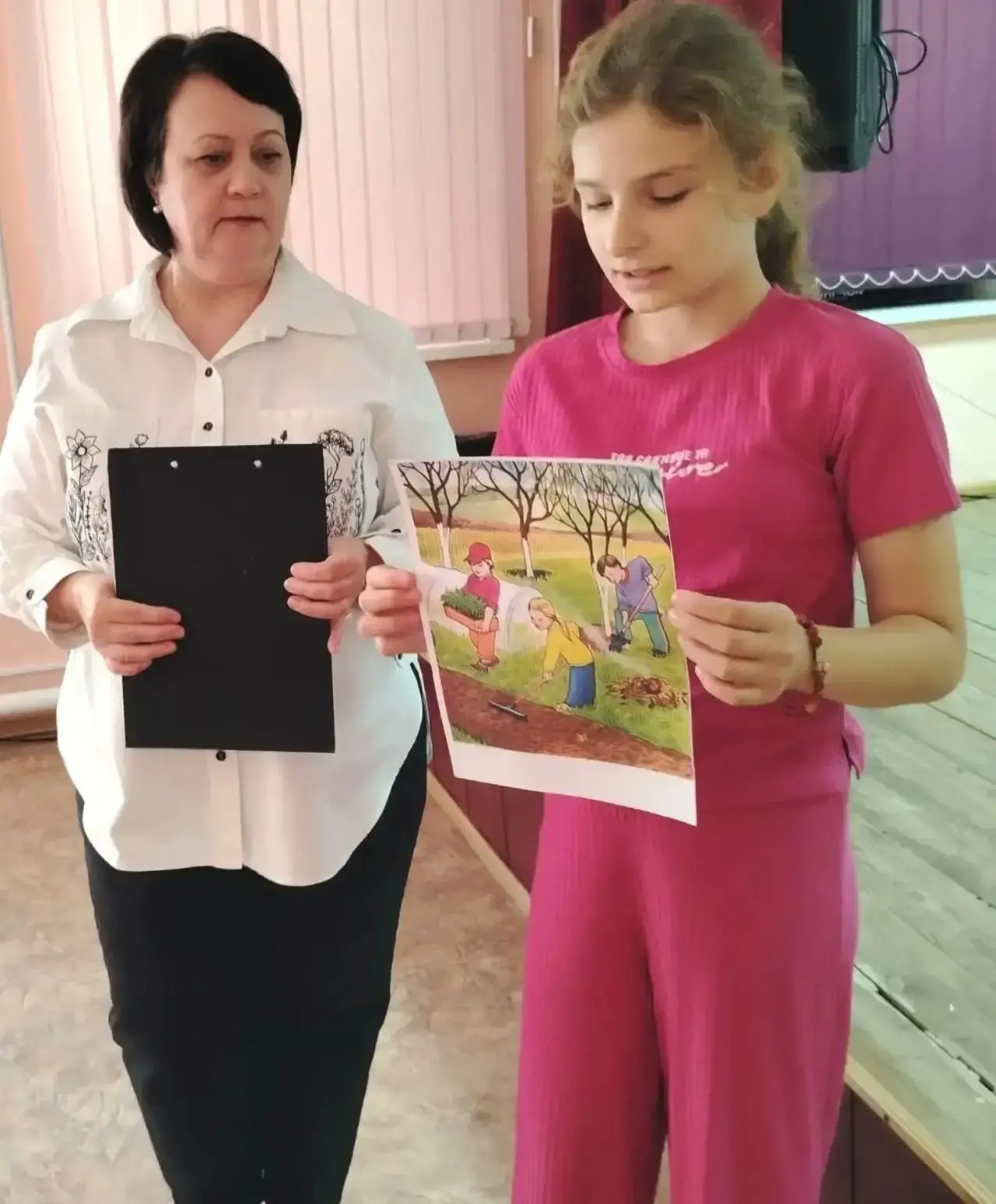 Творческие работники Шило-Голицынского Дома культуры провели  беседу по трудовому воспи...