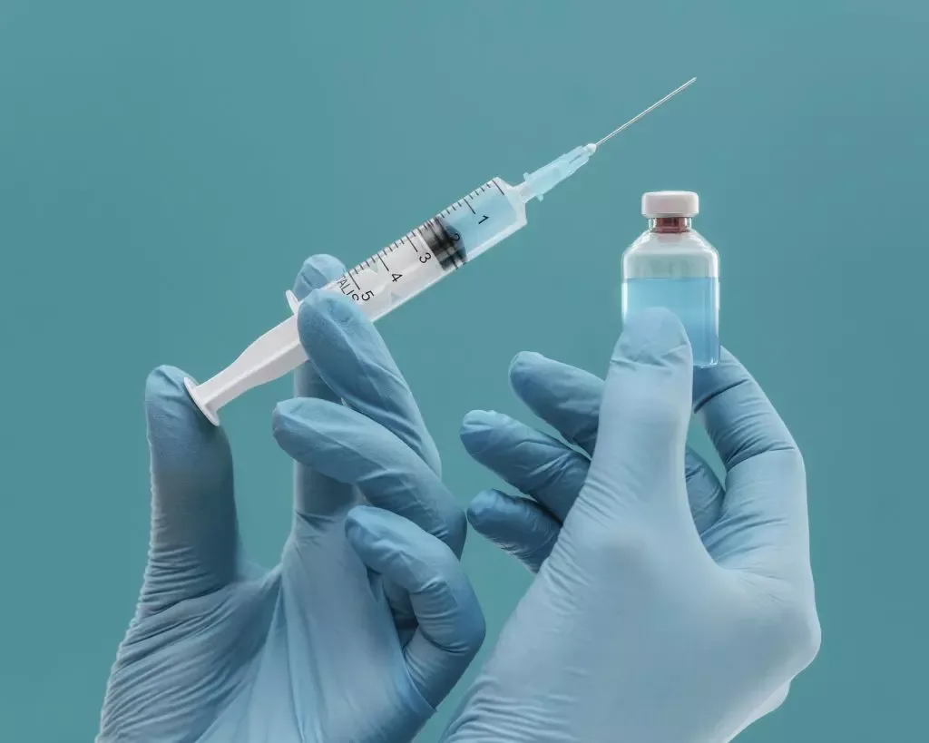 💉 В Свердловской области стартовала кампания по вакцинации от гриппа: план — 65% насел...
