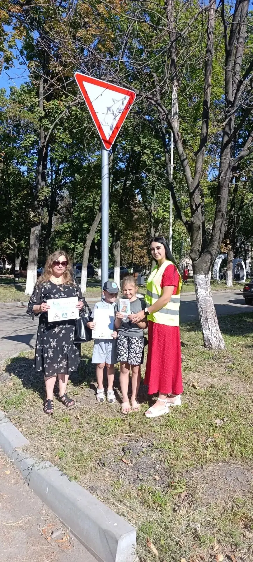 Родительский патруль: «Безопасность детства в летний период»💁 👫 🚘 🚗