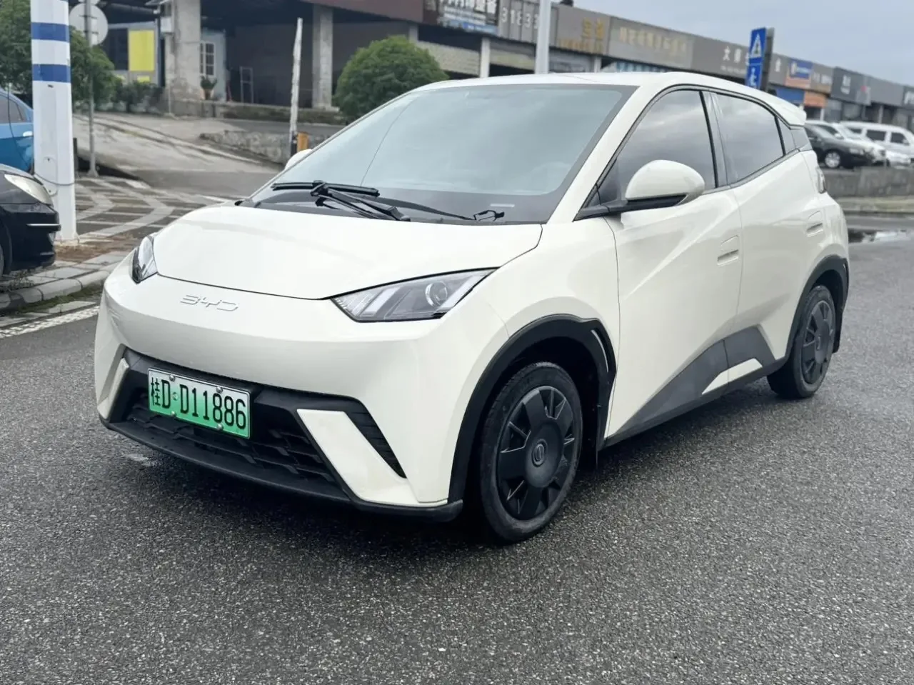 Доступен к заказу —> BYD Seagull 

🗓 2024/03 год
🚗 пробег 41000

— 55 кВт (75 л.с.), запас хода — 