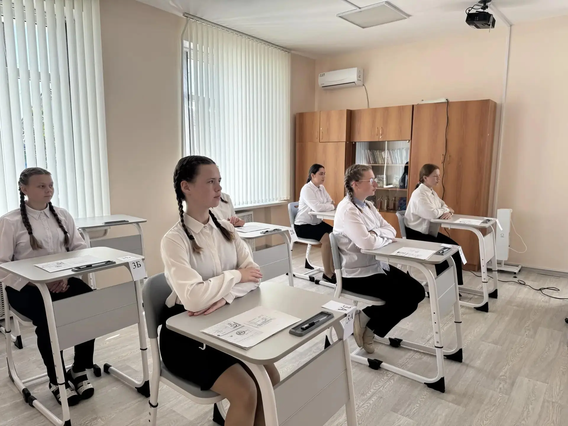 Сегодня для наших девятиклассниц наступает ответственный момент — они сдают экзамены по...