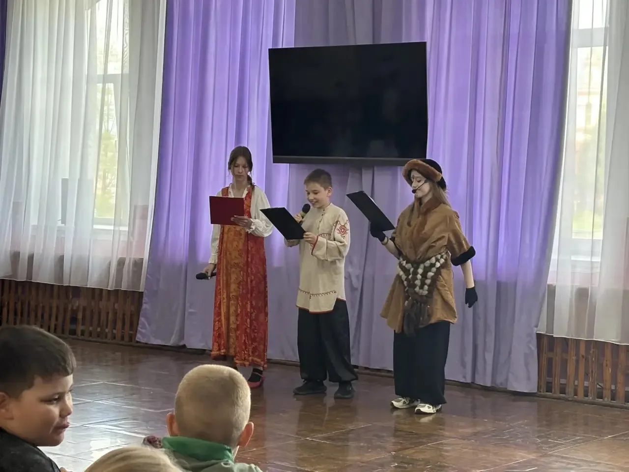 🧩ДВОРОВЫЕ НАРОДНЫЕ ИГРЫ🎯 

✨В нашем лагере дневного пребывания прошёл грандиозный фестиваль, где г