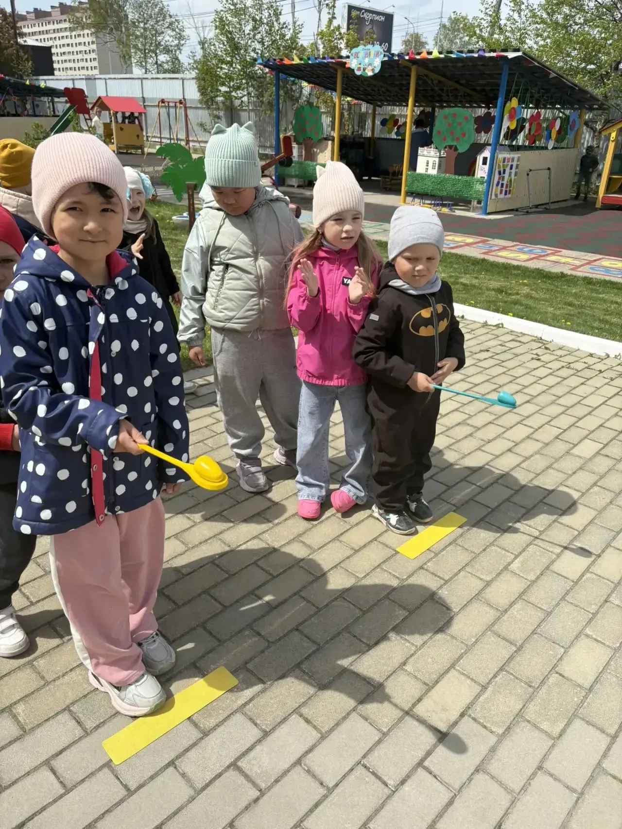 ☀️ Ах, лето!

🍒Это маленькая жизнь, полная спортивного азарта, удивительных открытий и той самой де