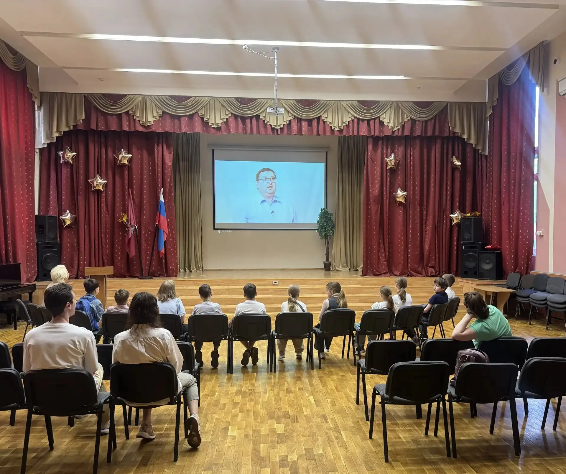 🏆 Завершился финальный этап олимпиады «Готов к жизни в умном городе»!   🏙️✨16 мая в нашей школе сост