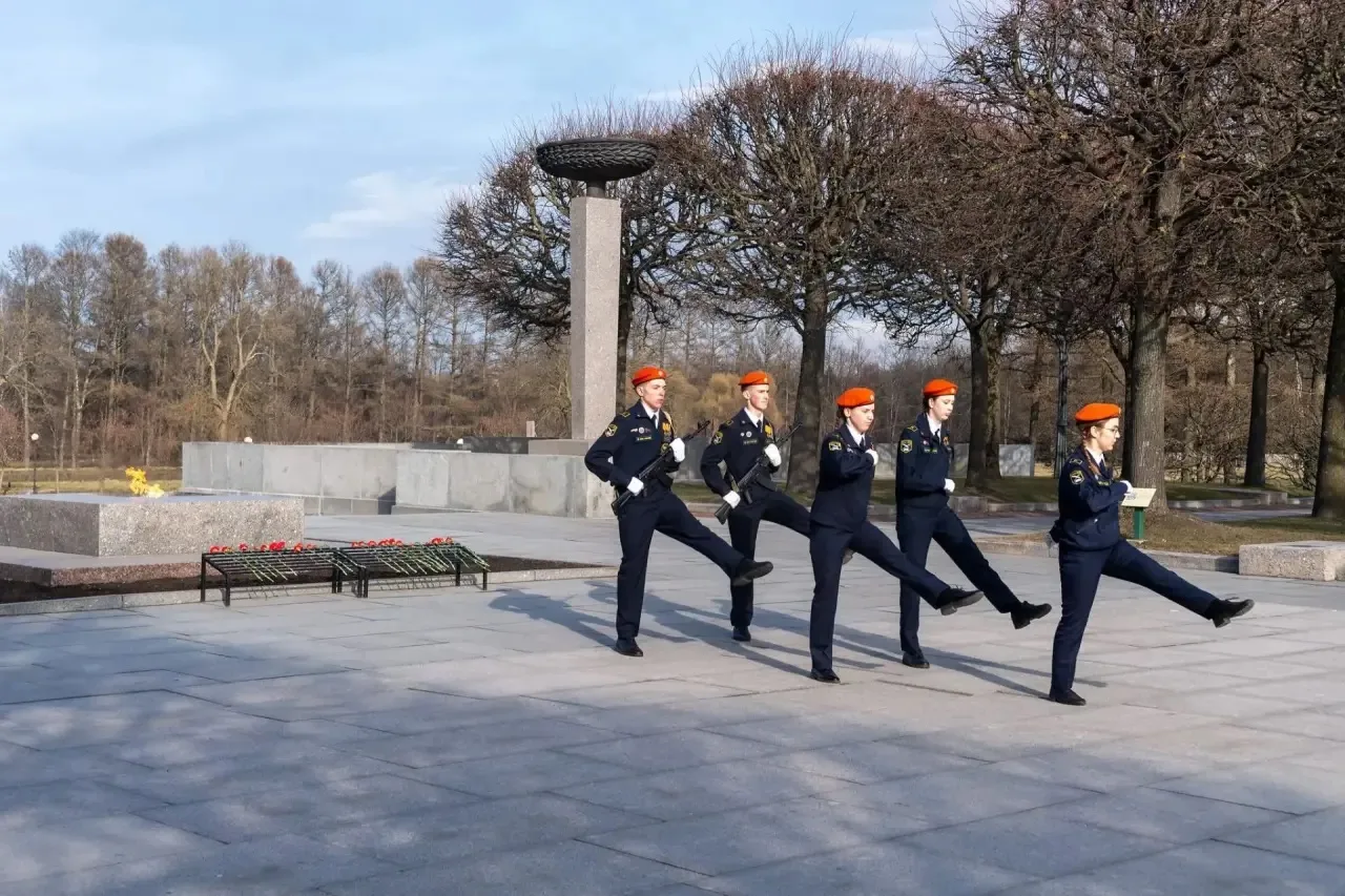 Пост №1 🕯️  С 26 по 28 марта кадеты нашей школы приняли участие во всероссийском семинаре‑практикуме