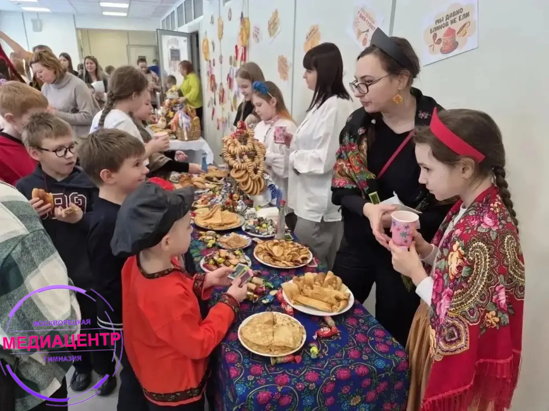 🌞21 февраля в МОУ «Москворецкая гимназия» прошел школьный  фестиваль «День народных промыслов», в ра