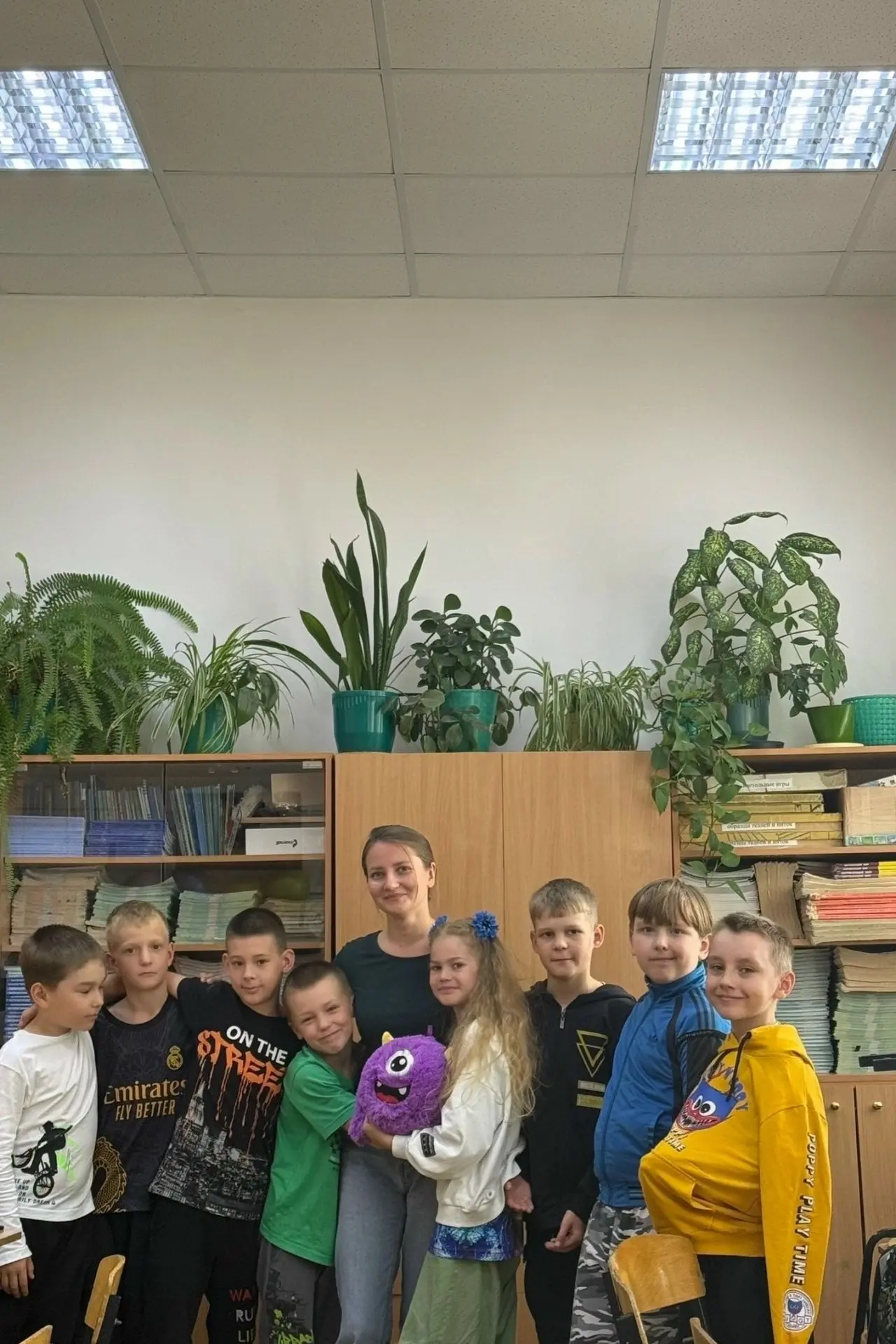 📸 Фотоквест «Поймай настроение»
2 отряд  👫 «Дружные ребята»