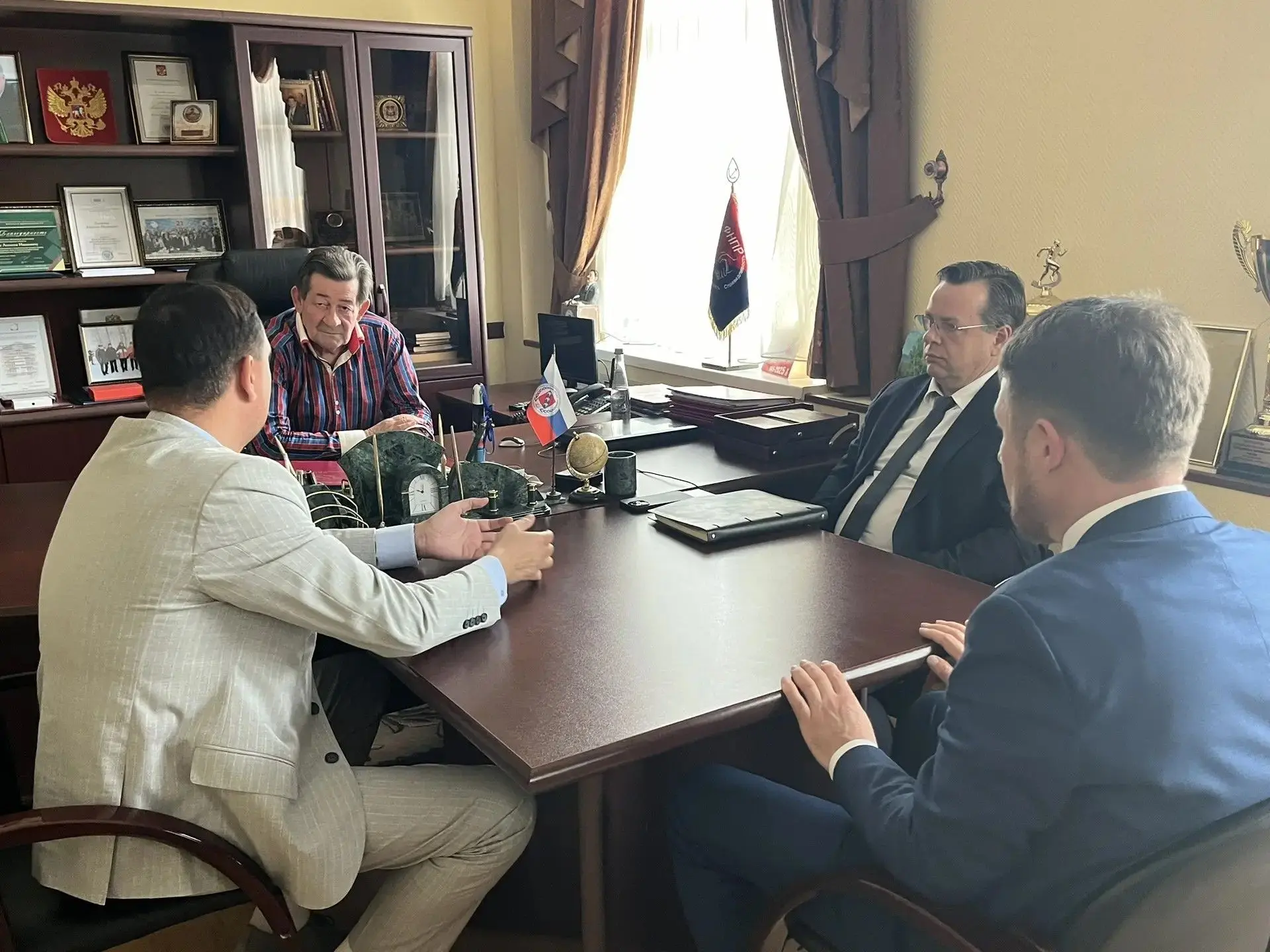 Солидарность, проверенная реальностью: как Брянская и Курская области выстраивают едины...