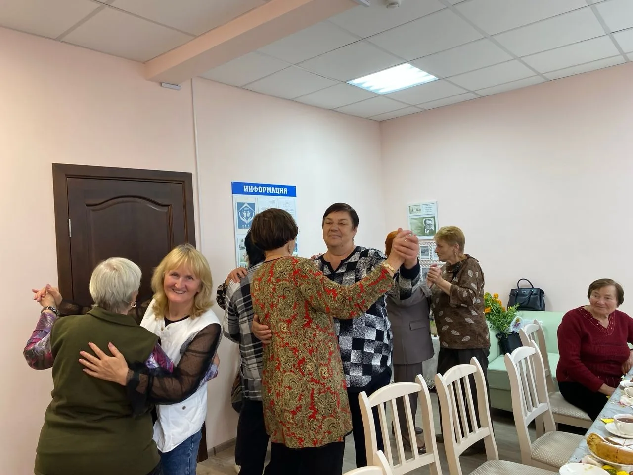 Плюшки, пампушки, пироги и ватрушки.