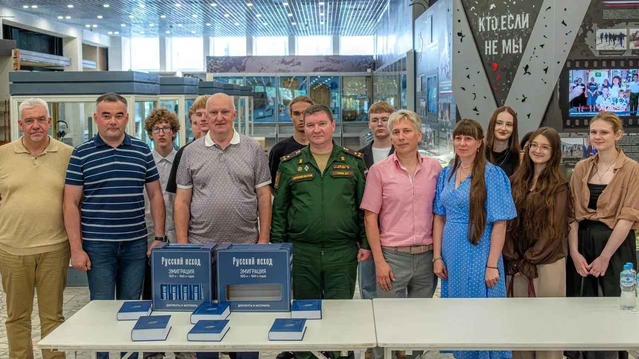 24 июня студенты и преподаватели нашего факультета были приглашены на презентацию 11-томного сборник