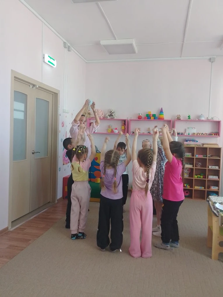 Готовы поделиться яркими моментами открытого занятия «Путешествие в страну Знаний»! Пед...
