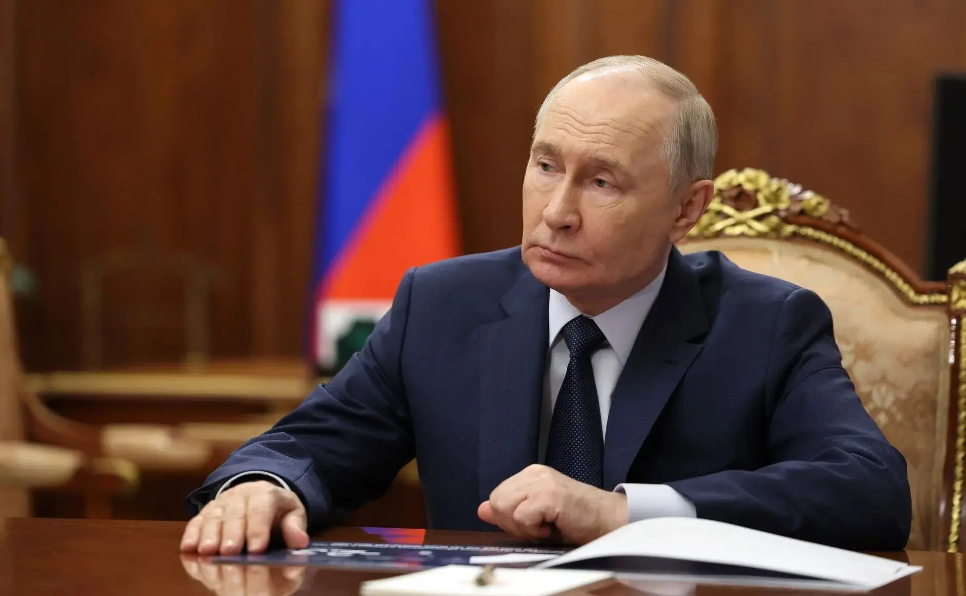🇷🇺 Владимир Путин провёл совещание по экономике, отметив ожидаемое снижение ВВП.