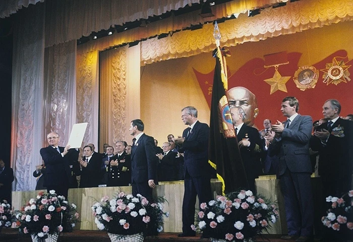 1 октября 1987 года в Доме культуры имени С.М. Кирова состоялось торжественное собрание...
