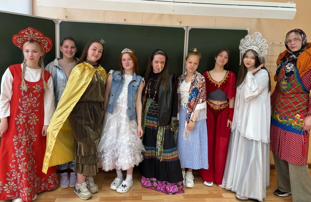 Встречаем День русского языка с улыбкой и творчеством! 🌟