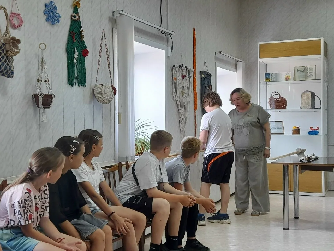 👋Практические навыки и исторические факты — всё в одном занятии!
⁣
На занятии музейном занятии "Узе