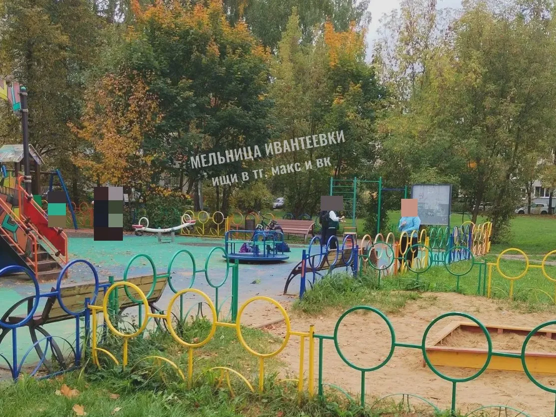 🤬 Малолетние вандалы разрисовали детскую площадку на Богданова и обложили матом взросл...