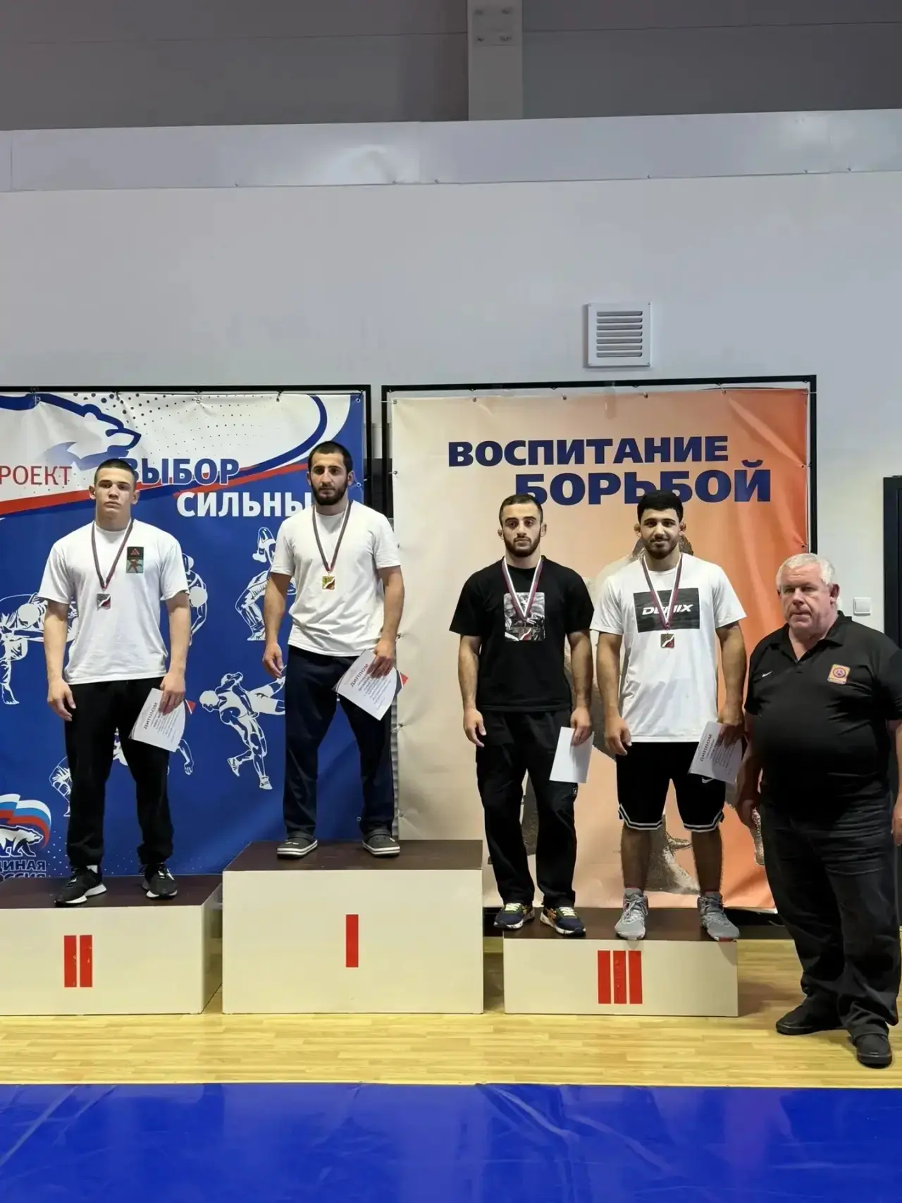 Сообщаем, что 5–7 июня в Воронеже проходило первенство ЦФО по греко‑римской борьбе сред...