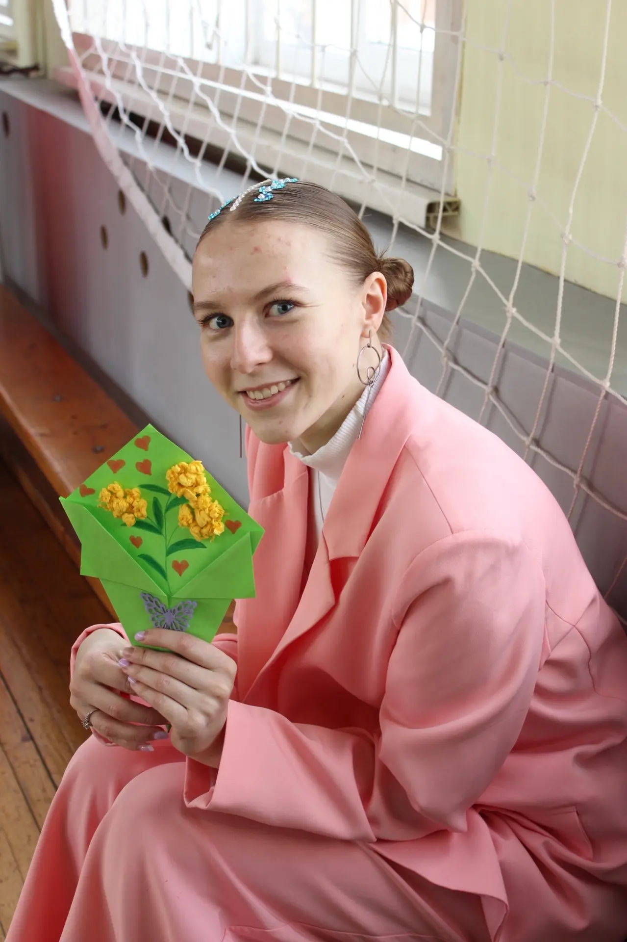 💐 06.03.2026 Активисты МАОУ «СОШ № 116» г. Перми очень творчески поздравили учителей с 8 Марта.  🎶Ре