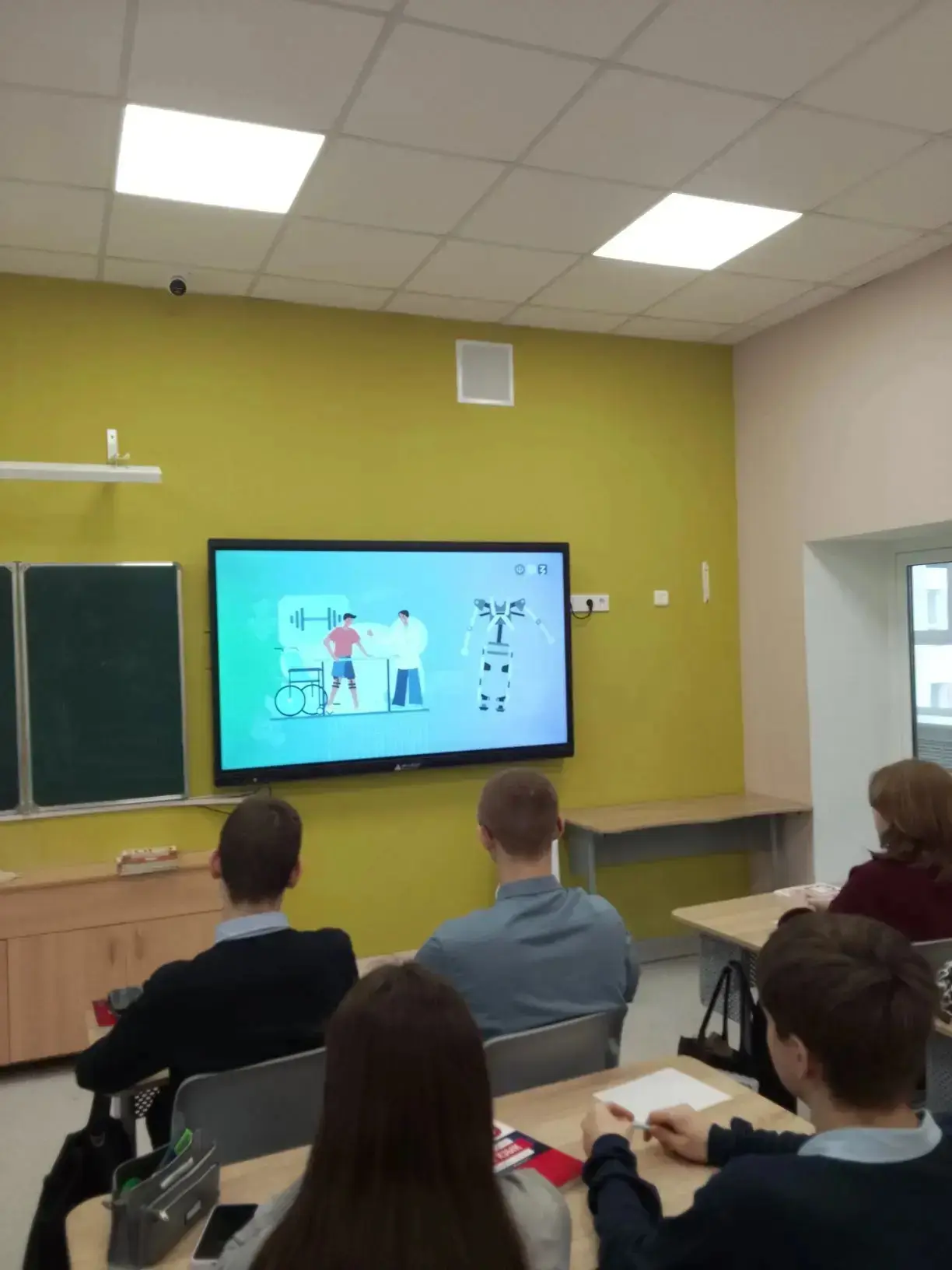 Здоровая Россия — наше будущее! 💚🇷🇺  На занятии «Россия — мои горизонты» говорили о том, что действи