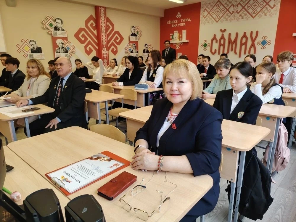 Мультики, мемы и «душа народа»: как в 40-й школе перезагрузили родной язык! 🚀 Ака уйӑхӗн 18-мӗшӗнче 