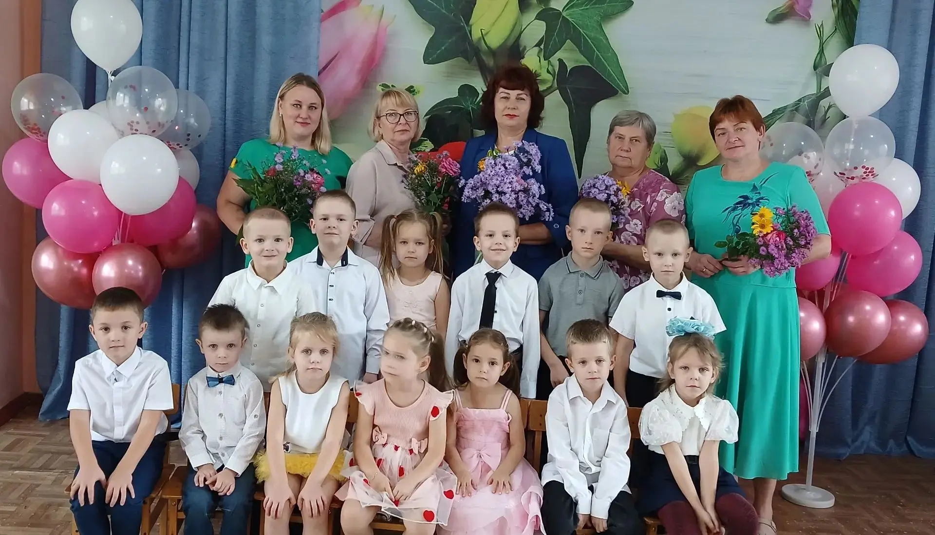 В нашем детском саду прошёл праздничный концерт ко Дню дошкольного работника!Этот день ...