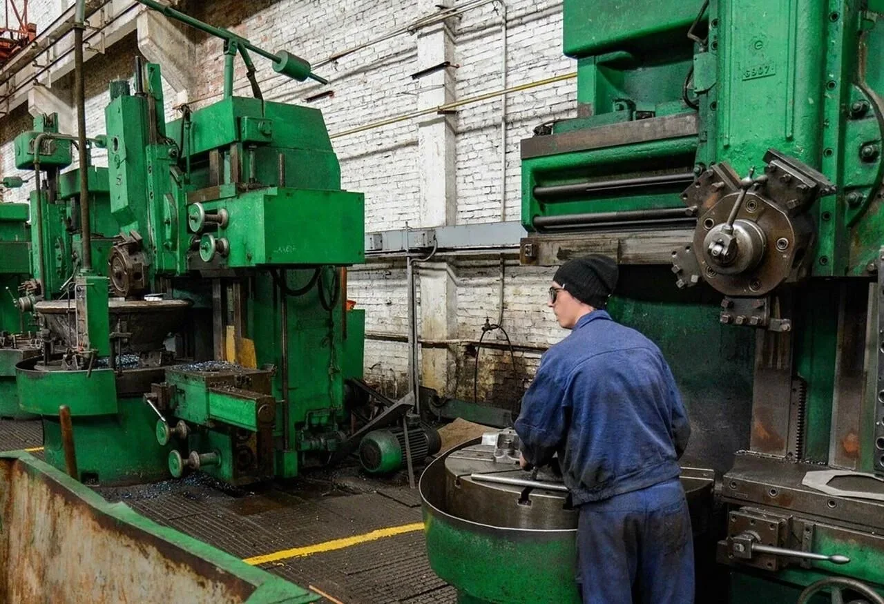 В Антрацитовском округе появится индустриальный парк 🏭, который сосредоточится на маши...