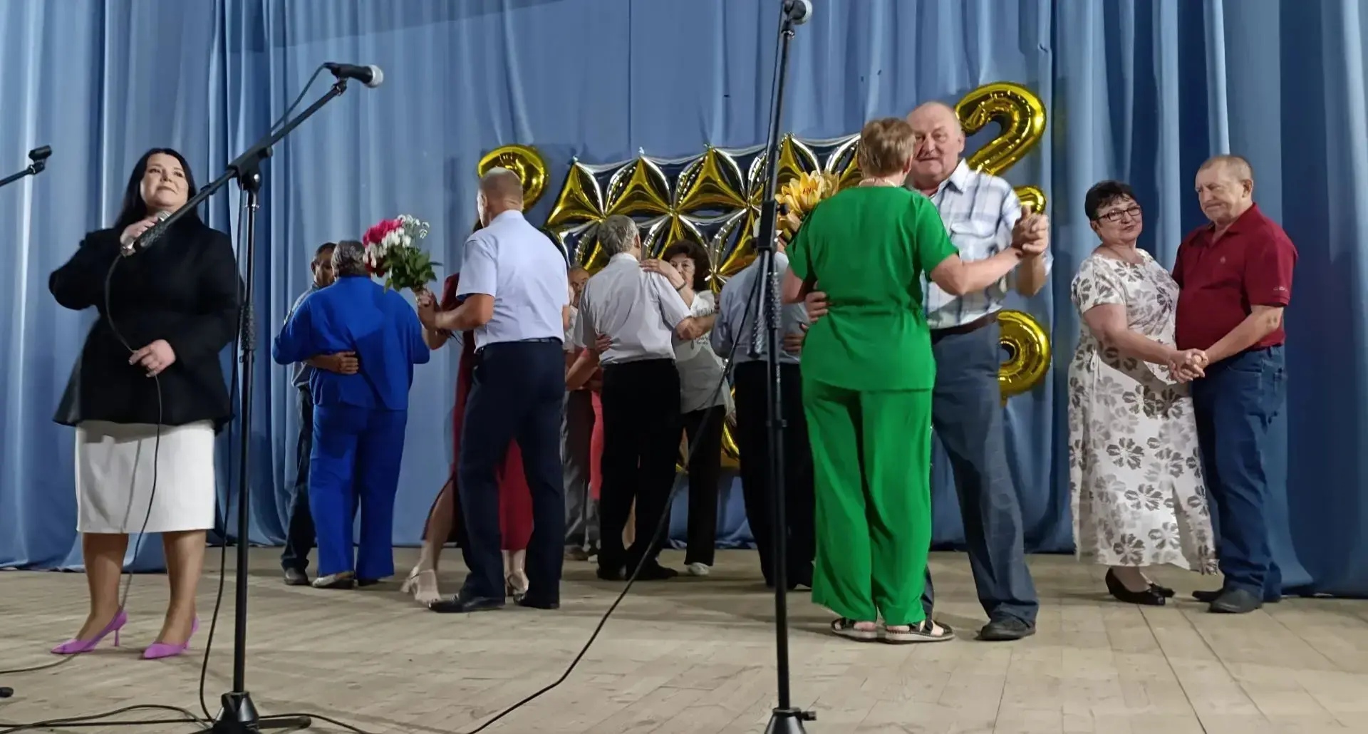 День семьи, любви и верности: праздник, который согревает сердца!

В начале июля в России отмечается