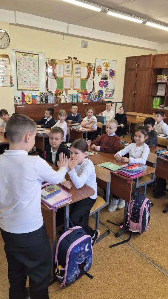 Сегодня в рамках Недели психологии педагоги-психологи Вакула Ольга Александровна и Хачатурова Эллада