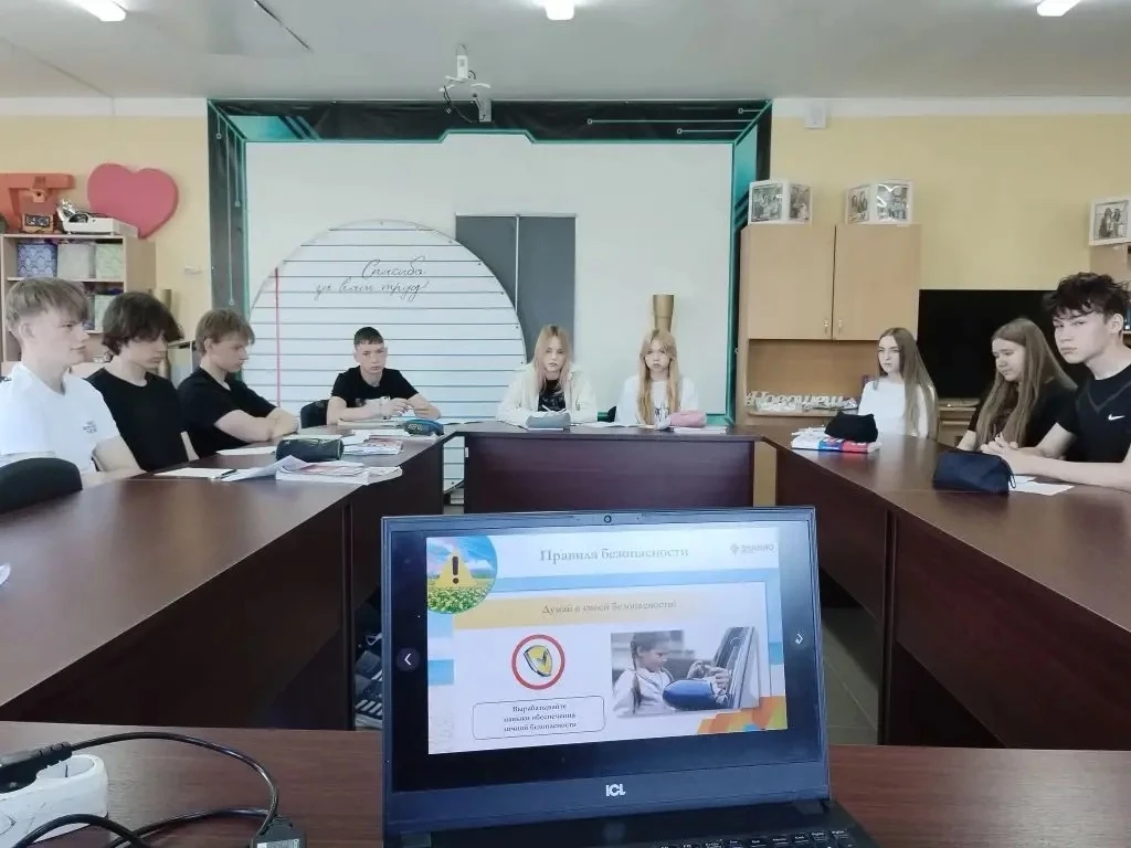 Безопасные каникулы: как мы готовим детей к лету ☀️

Ребята уже на пороге самых длинных каникул, а э